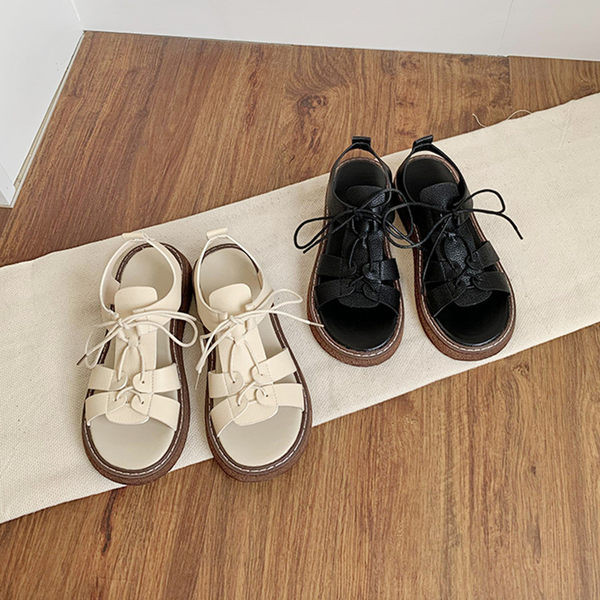 Ženske sandale sa vezicama - od eko kože