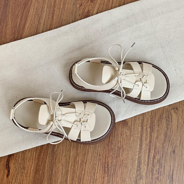 Ženske sandale sa vezicama - od eko kože