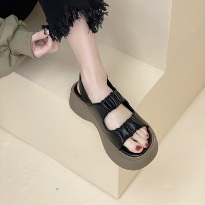 Casual sneakers με λουράκια από οικολογικό δέρμα