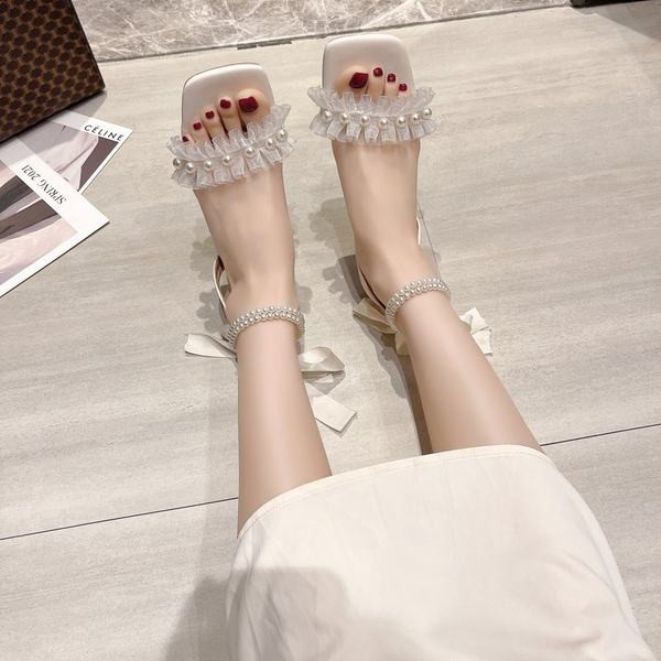 Ženske četvrtaste sandale s petom 5 cm i bisernim ukrasom