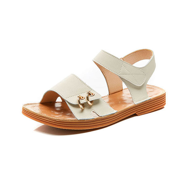 Ženske casual sandale od umjetne kože s metalnim elementom i ravnim potplatom