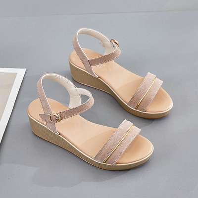 Naiste platvormiga sandaalid ja seemisnahast rihmad - mitu mudelit