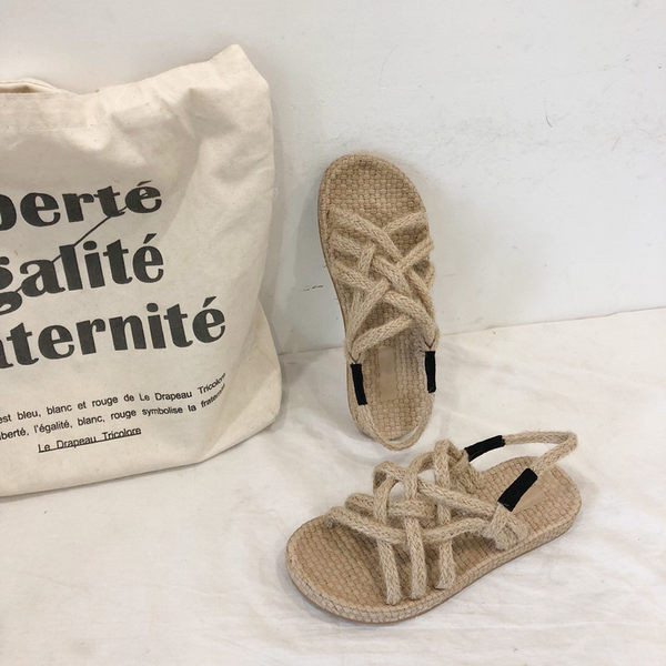 Naiste ristrihmadega sandaalid