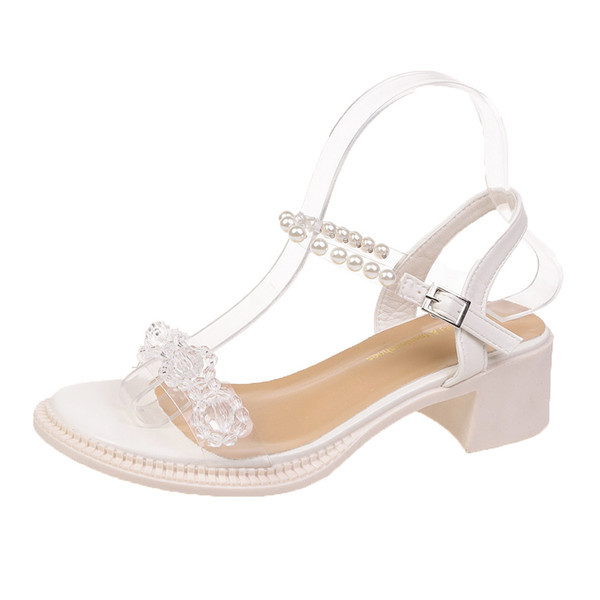 Naiste madala kontsaga ja dekoratiivpärlitega sandaalid