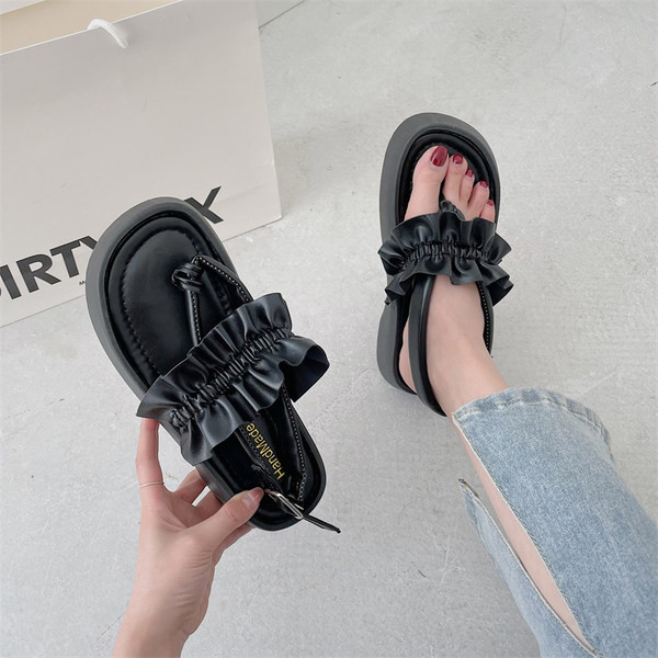 Vabaaja naiste lokkidega sandaalid - kolme värvi