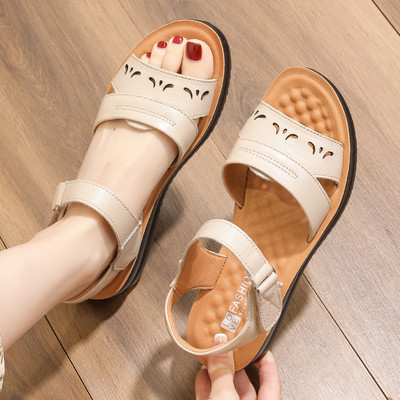 Naiste kunstnahast sandaalid takjakinnitusega