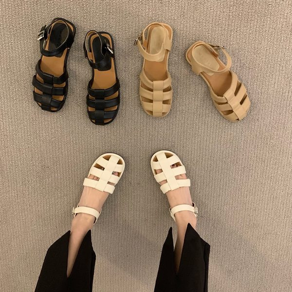 Lameda tallaga vabaaja naiste sandaalid kunstnahast