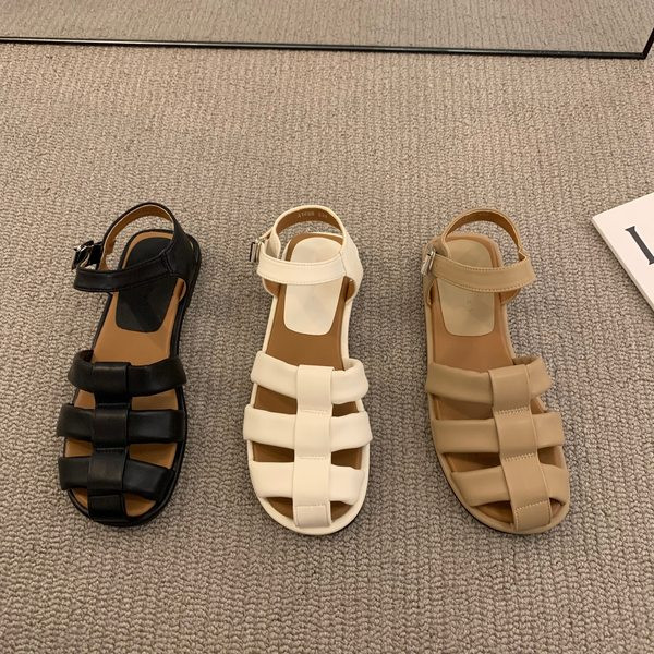 Lameda tallaga vabaaja naiste sandaalid kunstnahast