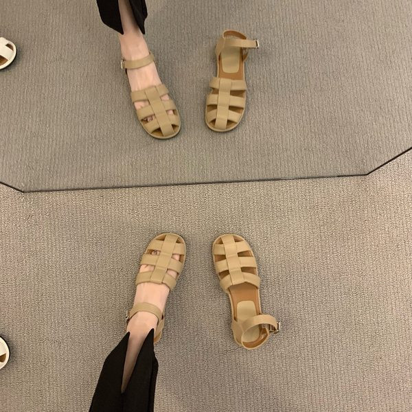 Lameda tallaga vabaaja naiste sandaalid kunstnahast