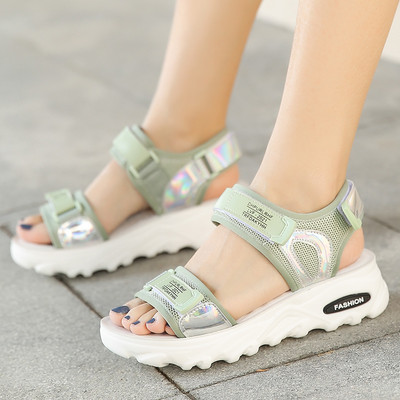 Naiste spordisandaalid takjapaelaga