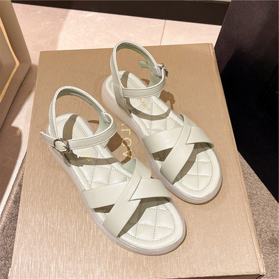 Novi model ženskih sandala sa poprečnim remenčićima od eko kože