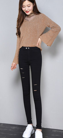 Moodsad kõrge vöökohaga naiste retuusid – musta värvi