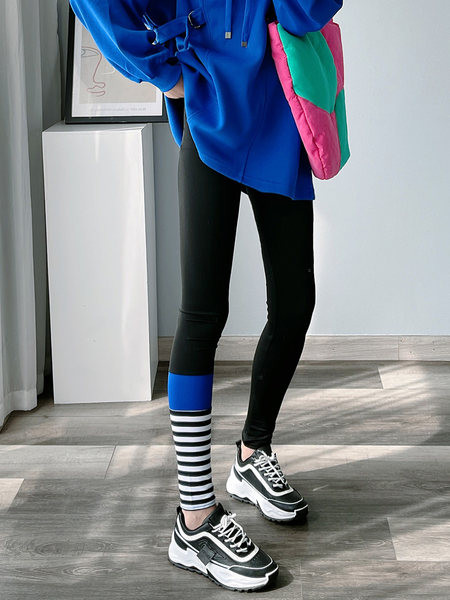 Uus kõrge vöökohaga naiste retuuside mudel