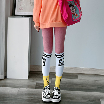 Sportski klin s natpisima