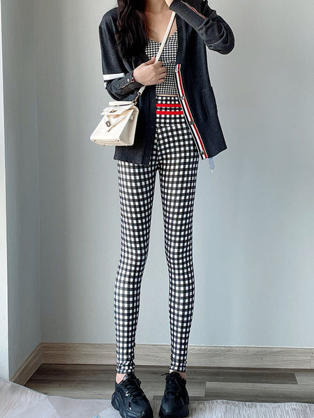 Naiste kõrge vöökohaga spordiretuusid – mitut värvi