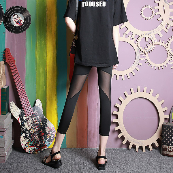 Igapäevased naiste elastsed tülliga säärised