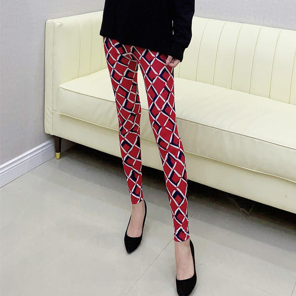 Värviline kõrge vöökohaga kiil