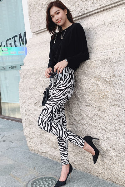 Γυναικείο κολάν με animal print - δύο μοντέλα