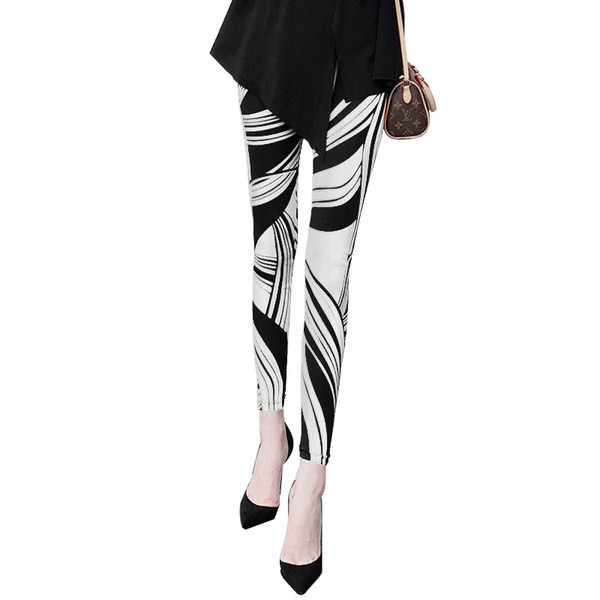 Naiste värviline kiil - kaks pikkust