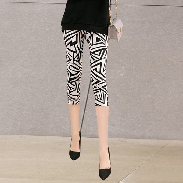 Naiste värvilised retuusid - kaks mudelit