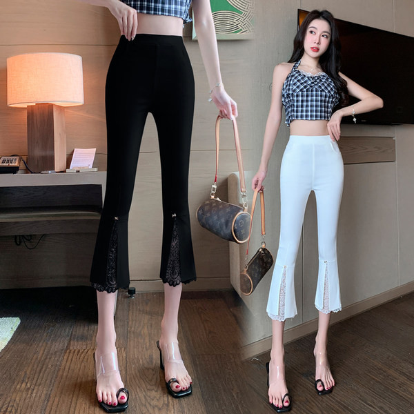 Moodsad naiste pitsiga retuusid