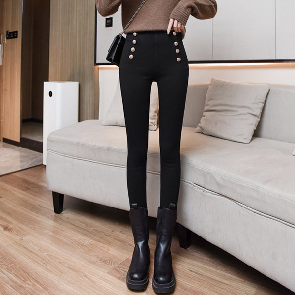 Naiste liibuvad kõrge vöökoha ja nööpidega retuusid