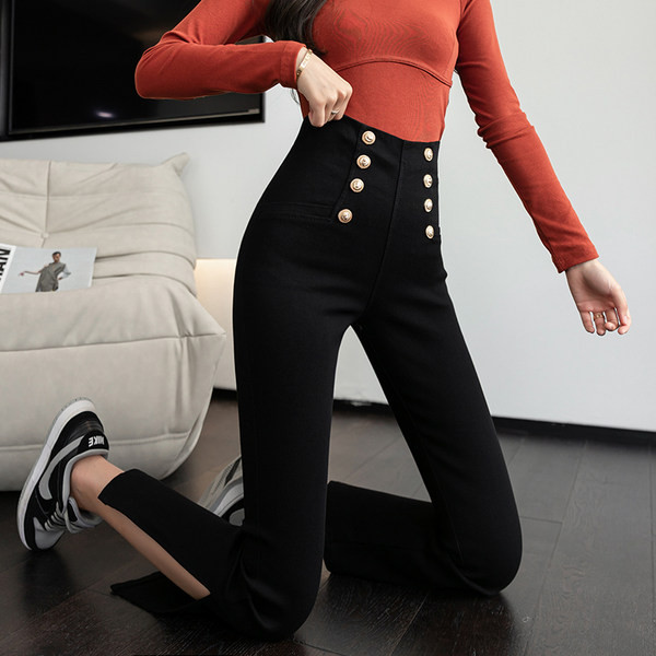 Novi model ženskih tajica na dugmad u crnoj boji