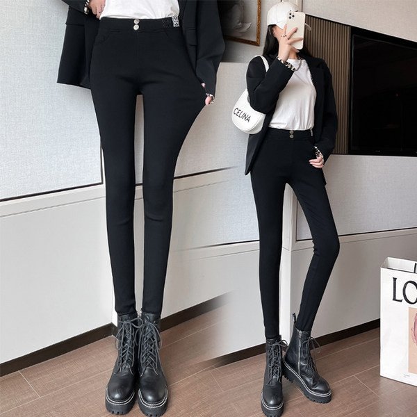 Naiste kõrge vöökoha ja nööpidega retuusid