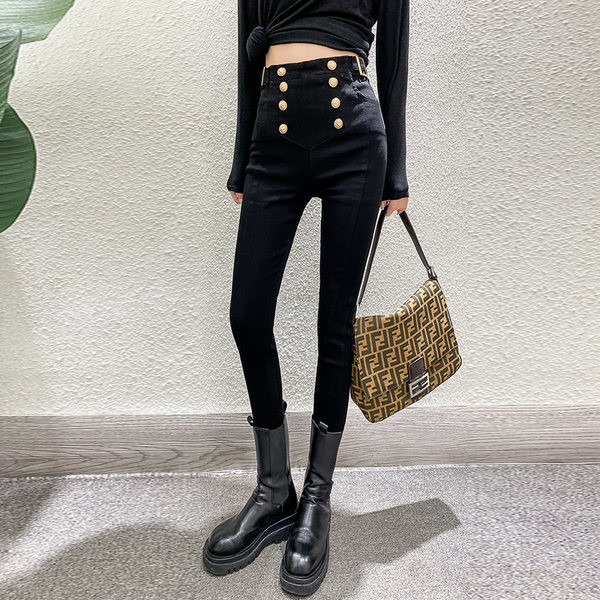 Uue mudeli naiste retuusid nööpide ja kõrge vöökohaga