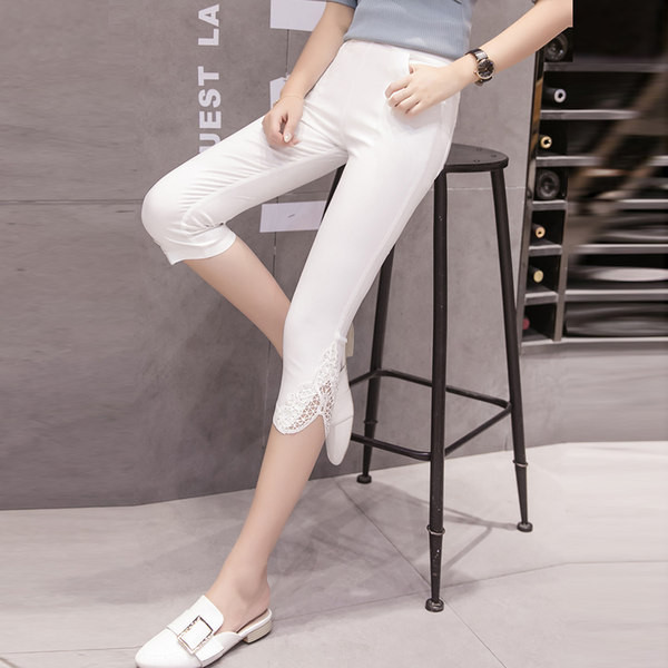 Naiste suvised retuusid 7/8 pikkuse ja pitsiga