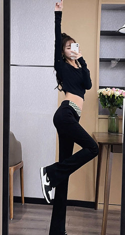 Naiste Charlestoni retuusid ruudulise kummiga