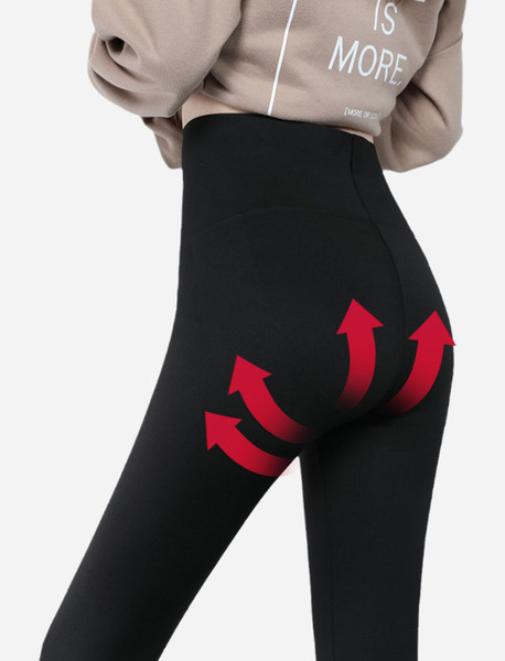 Ženske sportske tajice sa natpisom - crne boje