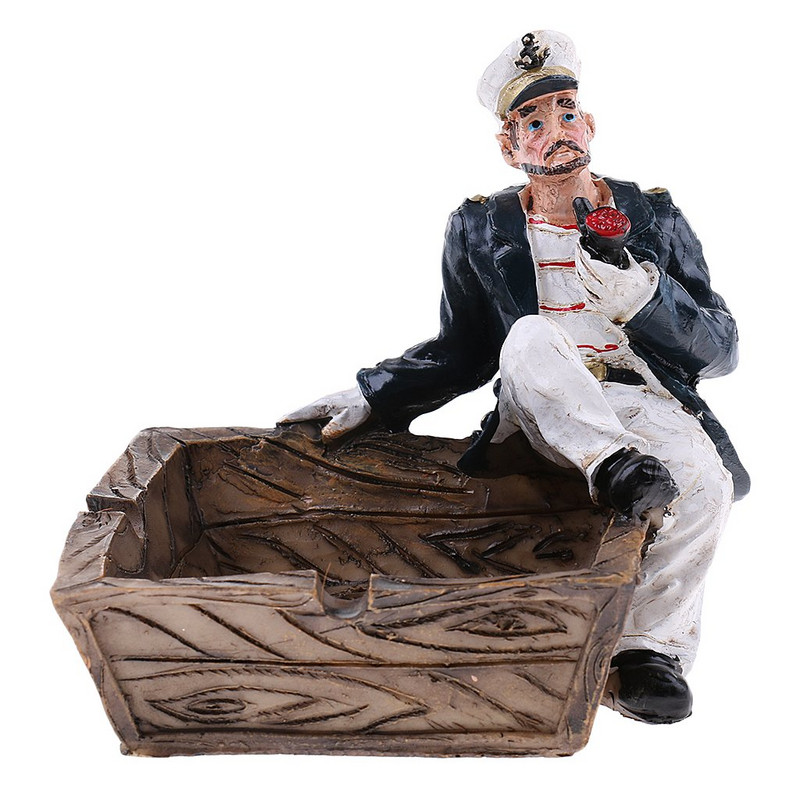 Пепелник , Моряк, Полирезинов, 8х8 см.