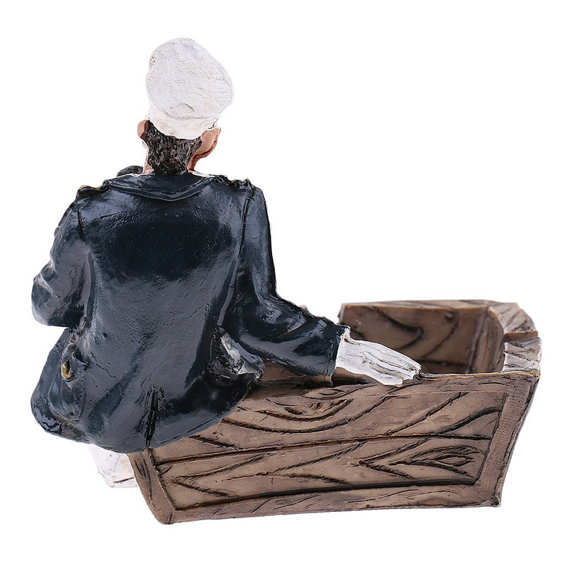 Пепелник , Моряк, Полирезинов, 8х8 см.