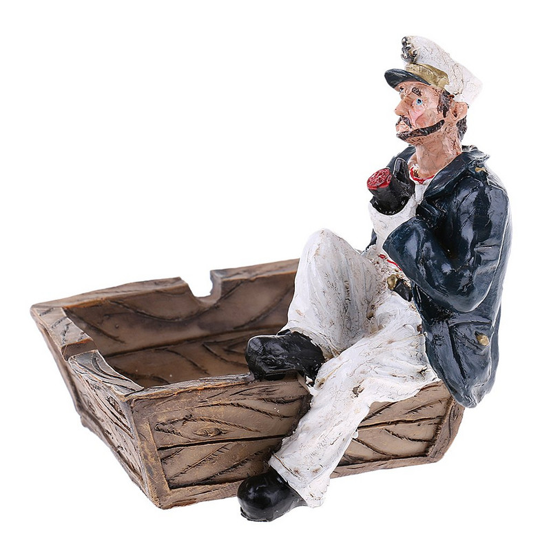 Пепелник , Моряк, Полирезинов, 8х8 см.