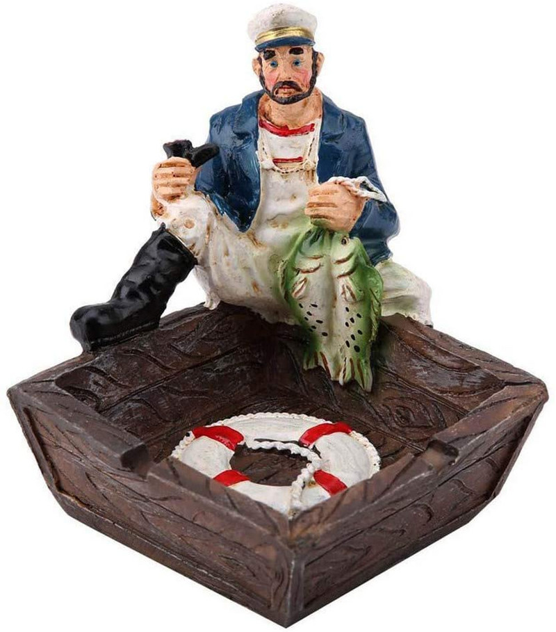 Пепелник , Моряк, Полирезинов, 8х8 см.