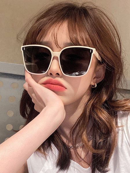 Uus ruudukujuliste klaaside mudel