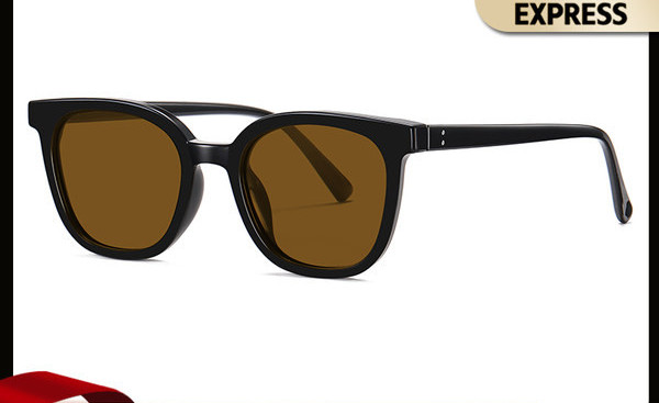 Ležerne ženske sunčane naočale s tankim okvirom