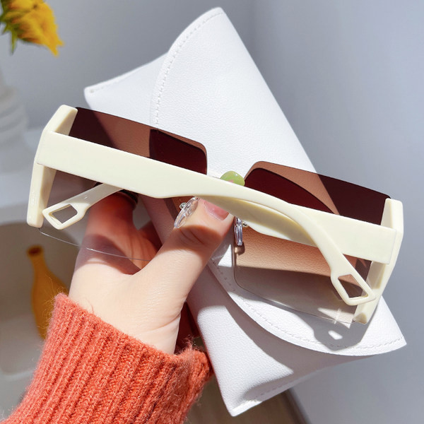 Naiste kandilised värviliste klaasidega prillid uus mudel