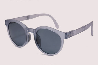 Värviliste raamidega laste päikeseprillid