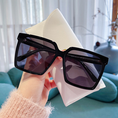 Uus ruudukujulise kujuga naiste päikeseprillide mudel