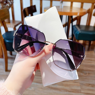 Uus ümarate prillide mudel