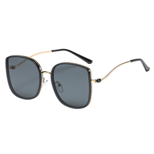 Moodsad UV-kaitsega prillid