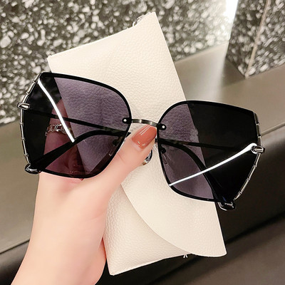 Μοντέρνα γυναικεία γυαλιά ηλίου με μεταλλικό σκελετό