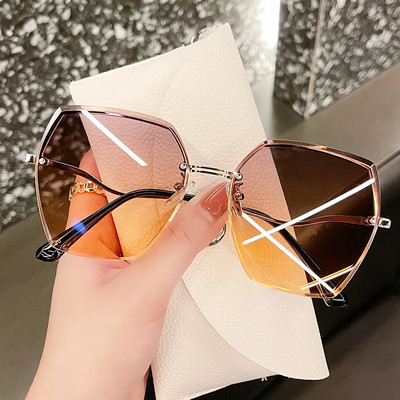 Õhukese metallraamiga naiste päikeseprillid