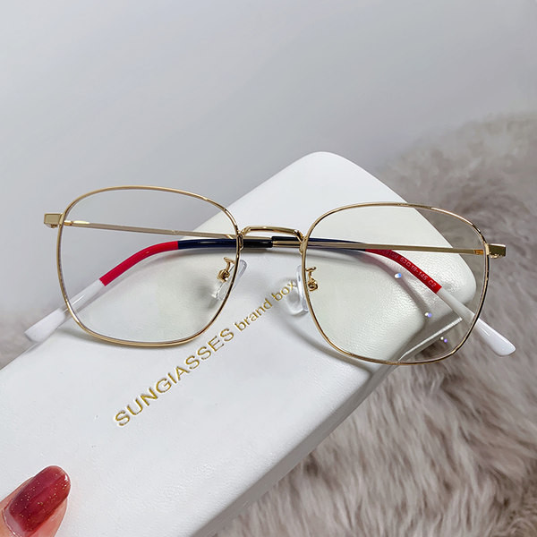 Metallraamiga prillid unisex mudel