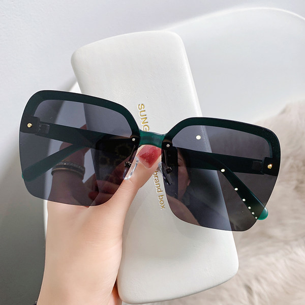 Νέο μοντέλο γυναικεία τετράγωνα γυαλιά σε πολλά χρώματα