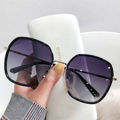 Polariseeritud päikeseprillid UV-kaitse ja õhukese raamiga