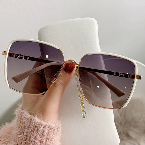 Damsi õhukeste raamidega päikeseprillid