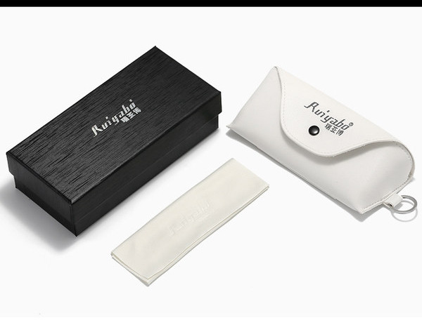 Naiste värviliste klaasidega päikeseprillid